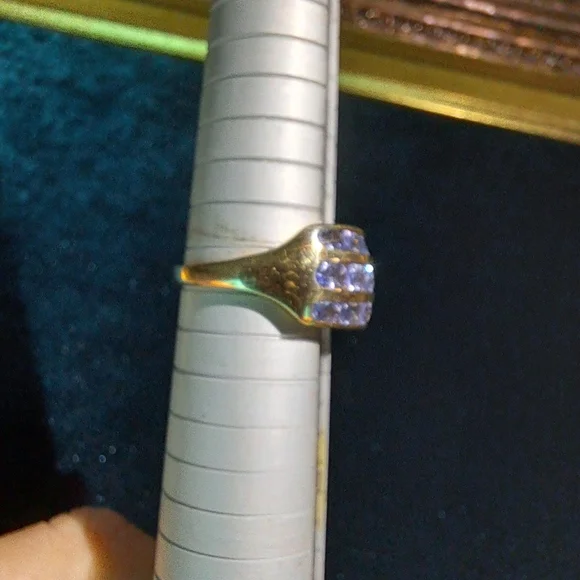 14k Tanzanite Ring size 8 - Picture 5 of 5